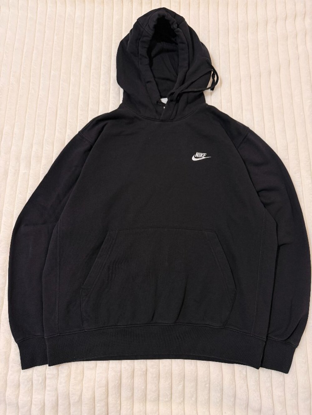 Nike Black Embroidered Swoosh Pullover Hoodie Men’s Large